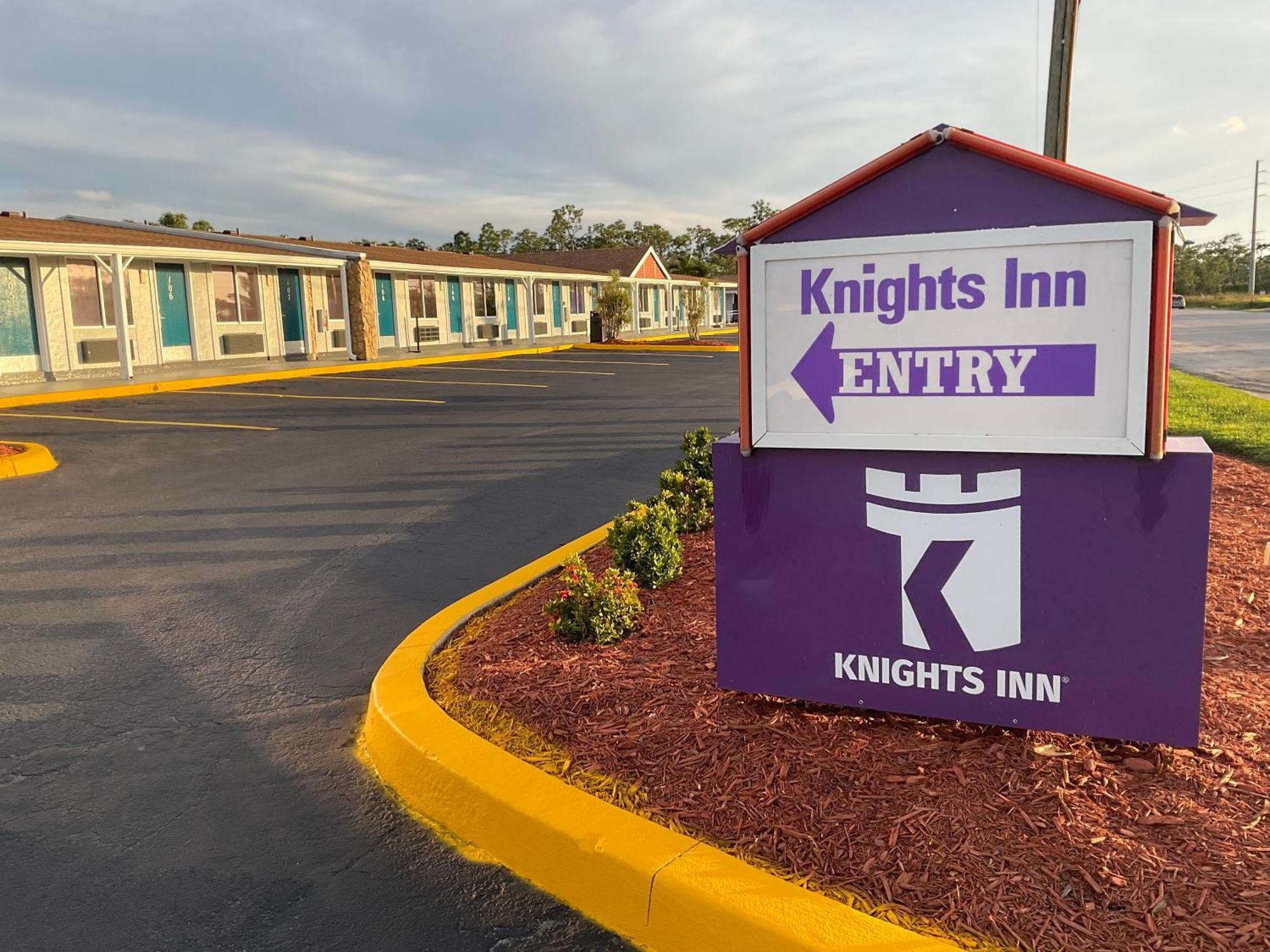 Knights Inn Punta Gorda Esterno foto